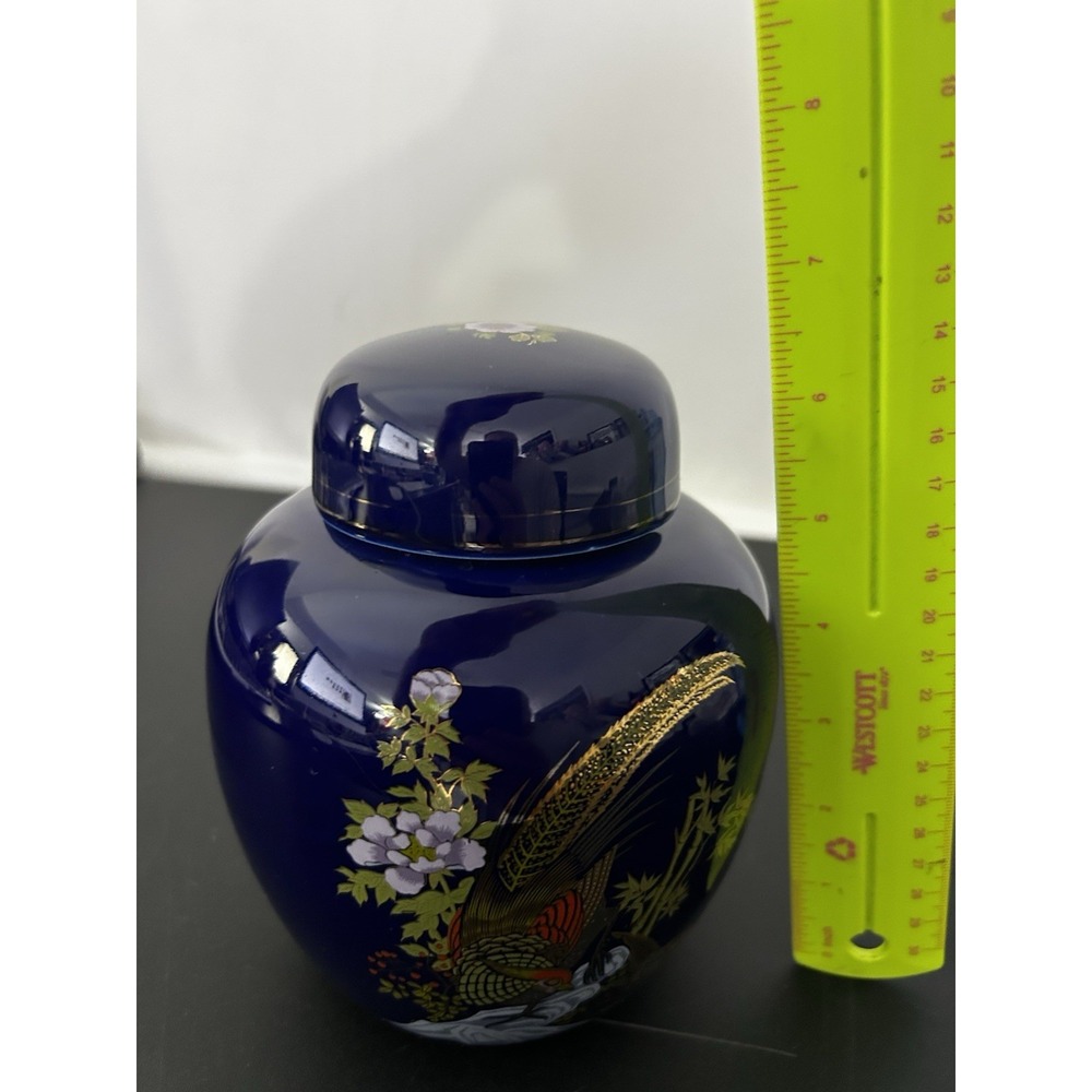 Vintage‎ Blue Porcelain Ginger Jar Lidded Vase Gold Pheasant Bird Taiwan - Picture 11 of 12